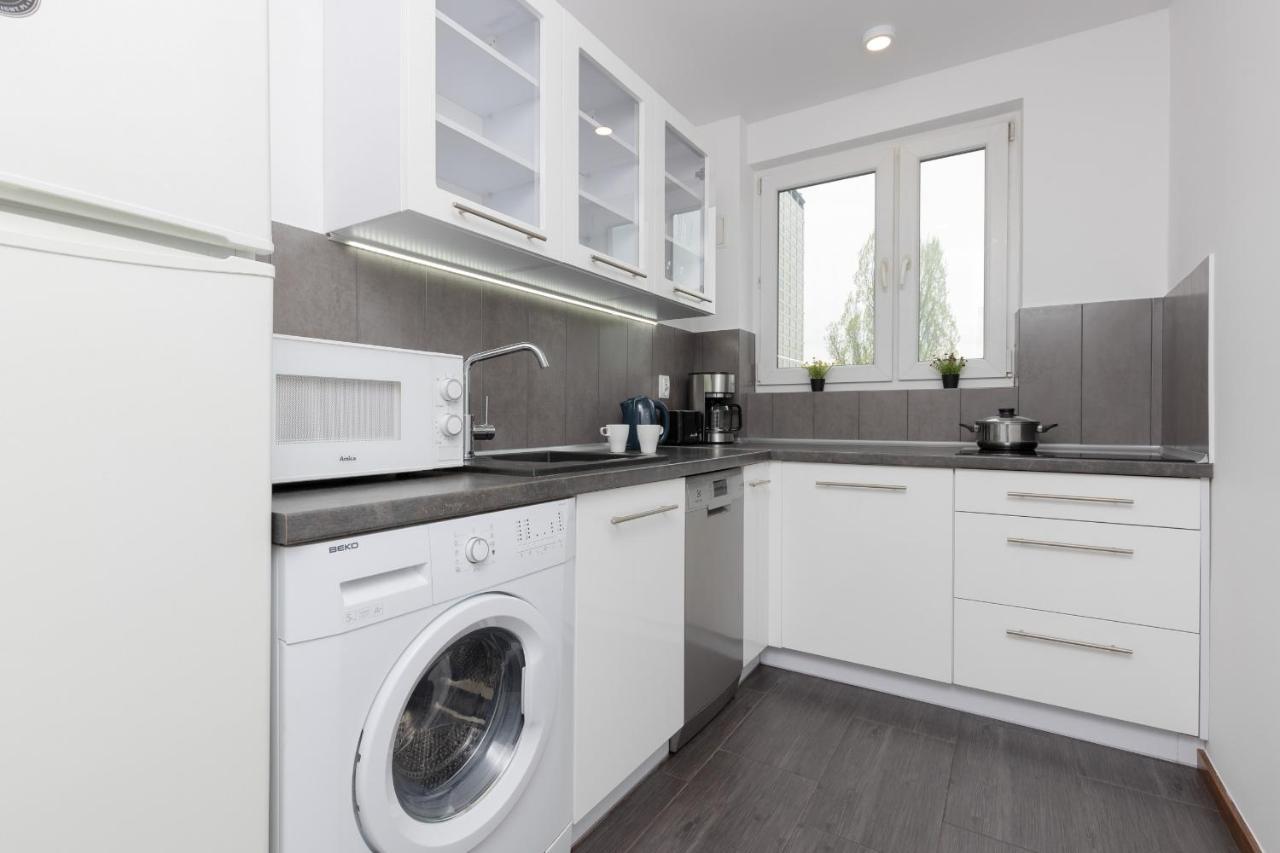Old Town Spacious Apartment Bonifraterska By Renters 바르샤바 외부 사진